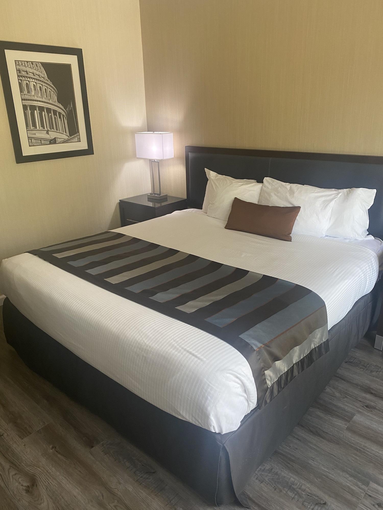 Hotel Wingate By Wyndham Springfield Extérieur photo